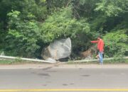 Warga Cemas, Aktivitas Berlanjut Pasca Batu Besar Jatuh di PLTU Paiton