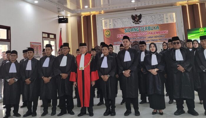 Diambil Sumpah sebagai Advokat, Yan Coga Ucap Syukur Alhamdulillah