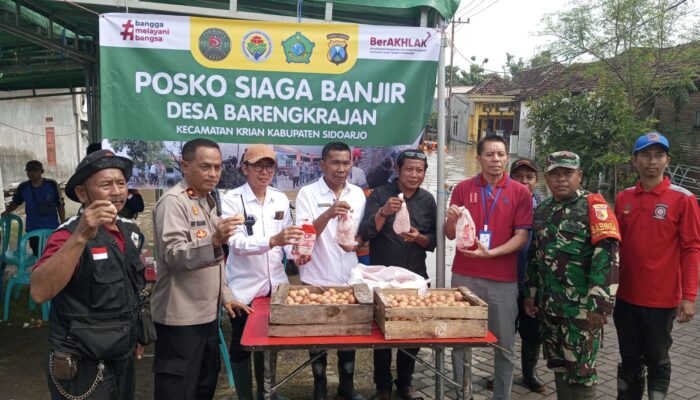 Polsek Krian Dirikan Tenda Darurat, Siaga Hadapi Banjir di Barengkrajan