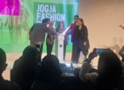 Peluncuran Jogja Fashion Week 2025 Dimeriahkan dengan Fashion Show
