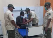 Satpol PP Kota Malang Evakuasi ODGJ Bersenjata Tajam, Warga Akhirnya Bisa Tenang