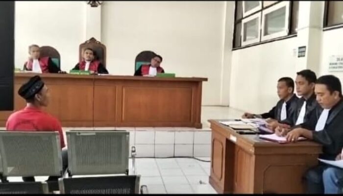 Sidang Lanjutan Penganiayaan Jamak Udin, Terdakwa : Dia Preman, Tidak Pas Disebut Tokoh Masyarakat
