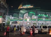 Polsek Krian Amankan Shalat Tarawih di Masjid Miftahul Abidin, Wujudkan Ibadah Nyaman dan Aman