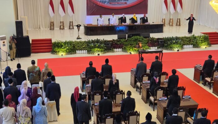 DPRD Kota Probolinggo Gelar Sertijab dan Penyampaian Visi-Misi Walikota & Wakil Walikota Probolinggo 2025-2030