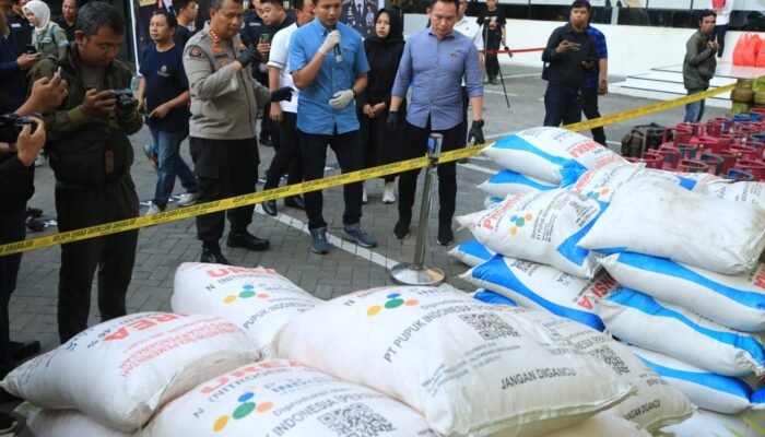 Ditreskrimsus Polda Jatim Bongkar Praktik Curang, Pupuk Bersubsidi Disalahgunakan, Satu Tersangka Diamankan