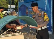 Wujud Kepedulian, Polantas Situbondo Bagikan Ratusan Takjil Gratis di Bulan Ramadan