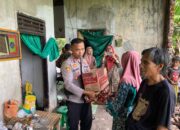Peduli Bencana, Polres Probolinggo Salurkan Bantuan untuk Warga Pesisir Gending
