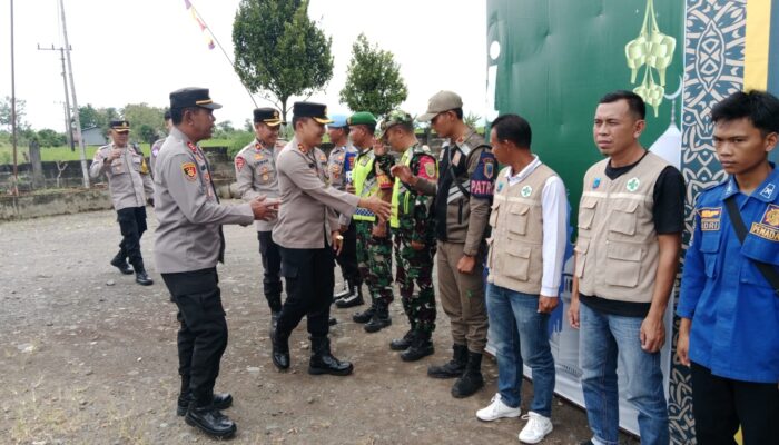 Kapolres Lahat Pantau Arus Balik di Pos Pam Simpang Asam, Pastikan Perjalanan Aman