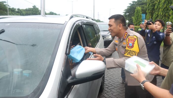 Kapolresta Sidoarjo Pastikan Arus Balik Lancar, Pemudik Dapat Fasilitas Gratis di Rest Area KM 753