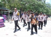 Kapolres Situbondo Pantau Arus Balik di Rest Area Wisata Pantai Pasir Putih