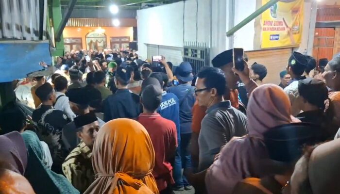 Tangis dan Doa Iringi Penyambutan Jenazah Korban Longsor Pacet di Sidoarjo