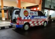 Tak Hanya Antar Pasien, Relawan Ambulans Ini Juga Ciptakan Lapangan Kerja