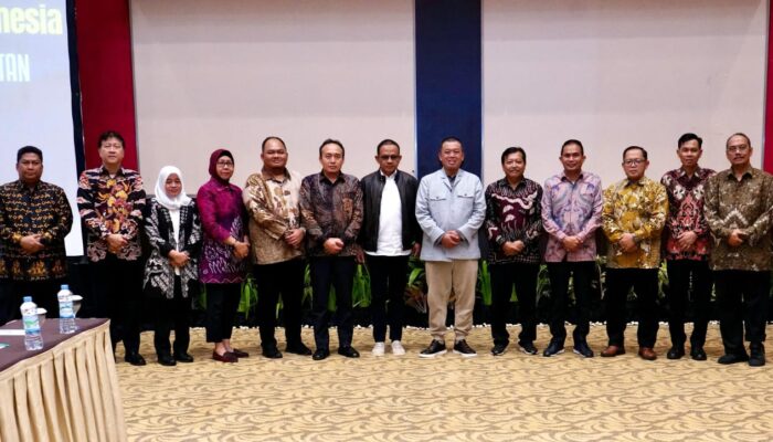 Dorong Sertipikasi Tanah untuk Warga Miskin Ekstrem, Menteri Nusron Ajak BPN Sulsel Gandeng Pemda