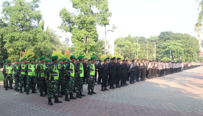 900 Personel Gabungan Siaga Penuh Amankan Aksi May Day di Sidoarjo
