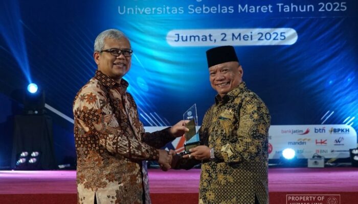 4 Penerima Penghargaan Insan Berprestasi UNS