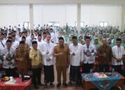 Wabup Lora Fahmi Halal Bihalal Bersama Ratusan Guru se-Kecamatan Paiton