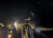 Tanah Longsor Tutup Jalan Penghubung Pagaralam–Manak, Satlantas dan Polsek Tanjung Sakti Sigap Atur Lalin