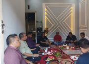 Ngopi Santai Bersama Kasat Polres Probolinggo, Bahas Silaturahmi hingga Sosialisasi Bahaya Narkoba