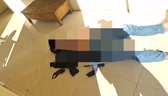 BREAKING NEWS: Warga Geger, Pria Tanpa Identitas Ditemukan Tewas di Masjid Desa Botteng