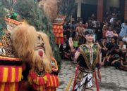 Kirim Doa ‘Mbah Awit’ Hingga Reog Obyok Warnai Bersih Desa Mangkujayan Ponorogo