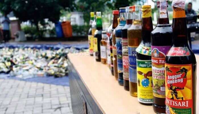 Viral! Miras Merajalela di Probolinggo, Dua Warga Tewas Usai Pesta Alkohol