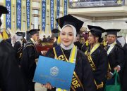 Wisuda UPN Veteran Yogyakarta, Izzaty Fathiya Wisudawati Cumlaude