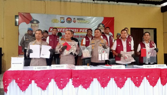 OTT Jual Beli Jabatan Perangkat Desa, Tiga Kades di Sidoarjo Diciduk dengan Barang Bukti Rp1,1 Miliar