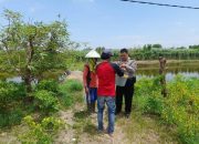 Bhabinkamtibmas Desa Permisan Lakukan Pemgecekan Lahan Pekarangan Untuk Dukung Ketahanan Pangan