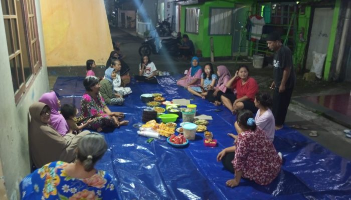 Warga Gang Gunung Merapi Kelurahan Bobosan Purwokerto, Gelar Tasyakuran Malam 1 Suro