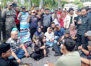 Aksi Damai Jurnalis Surabaya di Sidoarjo, Wakil Bupati Minta Maaf atas Intimidasi Wartawan
