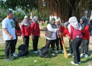 Aksi ‘Ganyang’ Sampah Plastik di Peringatan Hari Lingkungan Hidup Tahun 2025 di Ponorogo