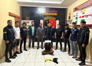 simpan Pistol Rakitan dan Amunisi Aktif di Bawah Meja Tamu, Warga Sembatu Jaya Ditangkap Polisi