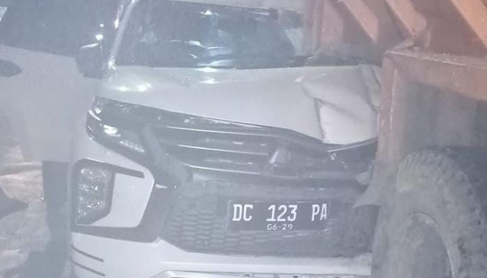 Dua Legislator Sulbar Luka Serius Usai Tabrak Truk di Pangkep