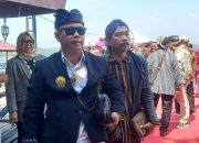 Ranu Grati Distrikan, Ayi Suhaya Sebut Larung Tumpeng Sebagai Warisan Syukur dan Penghormatan Leluhur
