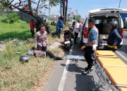 Kapolsek Taman Tunjukkan Aksi Heroik Saat Tangani Kecelakaan Keluarga di Trosobo