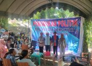 M. Nur Dorong Kesadaran Politik Lewat Pendidikan di Desa Rea Guliling