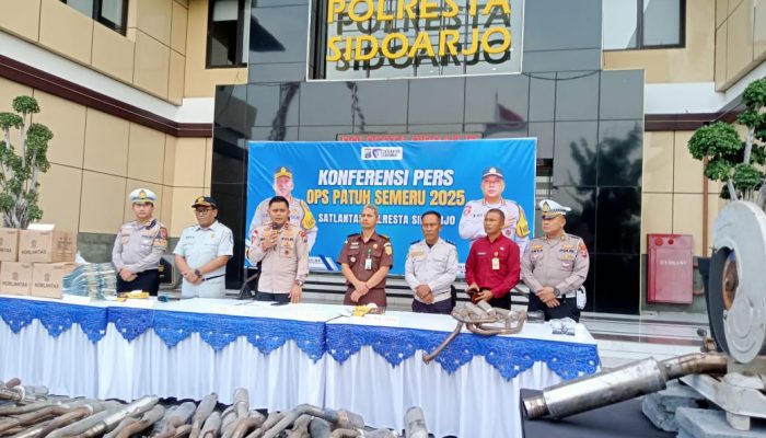 Polresta Sidoarjo Panen Tilang, Tapi Kecelakaan Turun Drastis – Operasi Patuh Semeru Dinilai Efektif