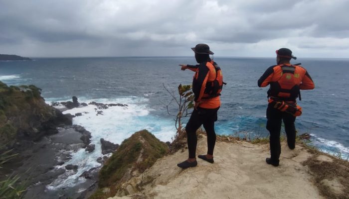 Pencarian Wisatawan Hilang di Pantai Siung Dilanjutkan