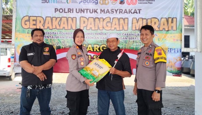 Stabilkan Harga Beras, Polsek Kalibagor Gelar Gerakan Pangan Murah