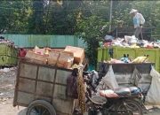 Tumpukan Sampah di TPS Pucang Gading, DLH Demak Diminta Cari Solusi