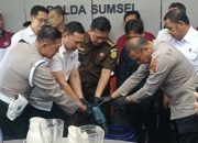 Ditresnarkoba Polda Sumsel Musnahkan Ratusan Gram Sabu