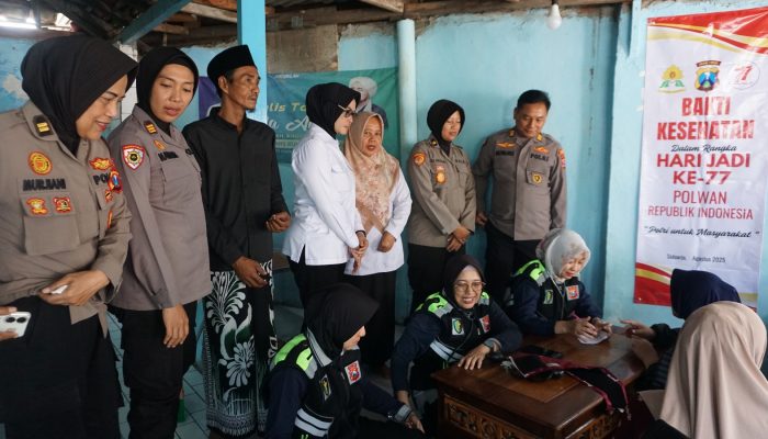 HUT ke-77 Polwan, Polresta Sidoarjo Hadirkan Layanan Kesehatan Gratis di Porong