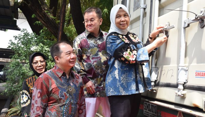 Pemkab Sidoarjo Dukung Ekspor Perdana Krupuk Udang Finna ke Malaysia