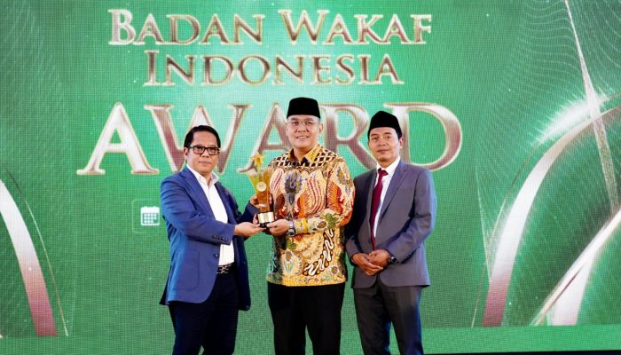 Kementerian ATR/BPN Raih Penghargaan Pendukung Percepatan Sertifikasi Tanah Wakaf oleh BWI Awards