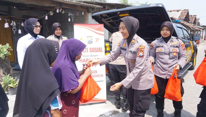 Hari Jadi ke-77, Polwan Polresta Sidoarjo Rayakan dengan Tebar Kepedulian Lewat Bakti Sosial