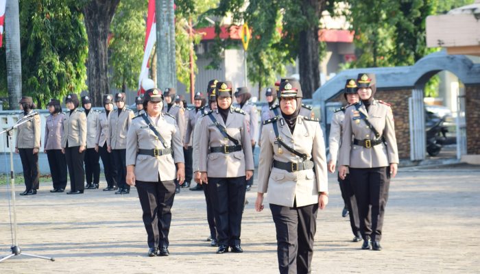Peringati Hari Jadi ke-77, Polwan Polresta Sidoarjo Gelar Ziarah Pahlawan