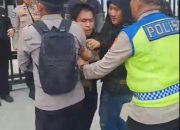 Unras Mahasiswa di Palembang Hampir Ricuh, 4 Orang Penyusup Bawa Sajam dan Bom Molotov