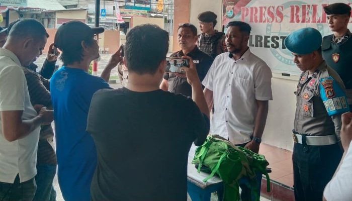 Polisi Bekuk Dua Peserta Aksi Anarkis di Mamuju, Bawa Empat Bom Molotov