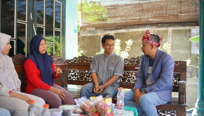 PLN UP3 Sidoarjo Rayakan Hari Pelanggan Nasional Lewat Program “Goes To You”