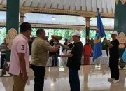 Ribuan Atlet dan Ofisial Sleman Kirabkan Piala Kejuaraan Porda dan Peparda DIY